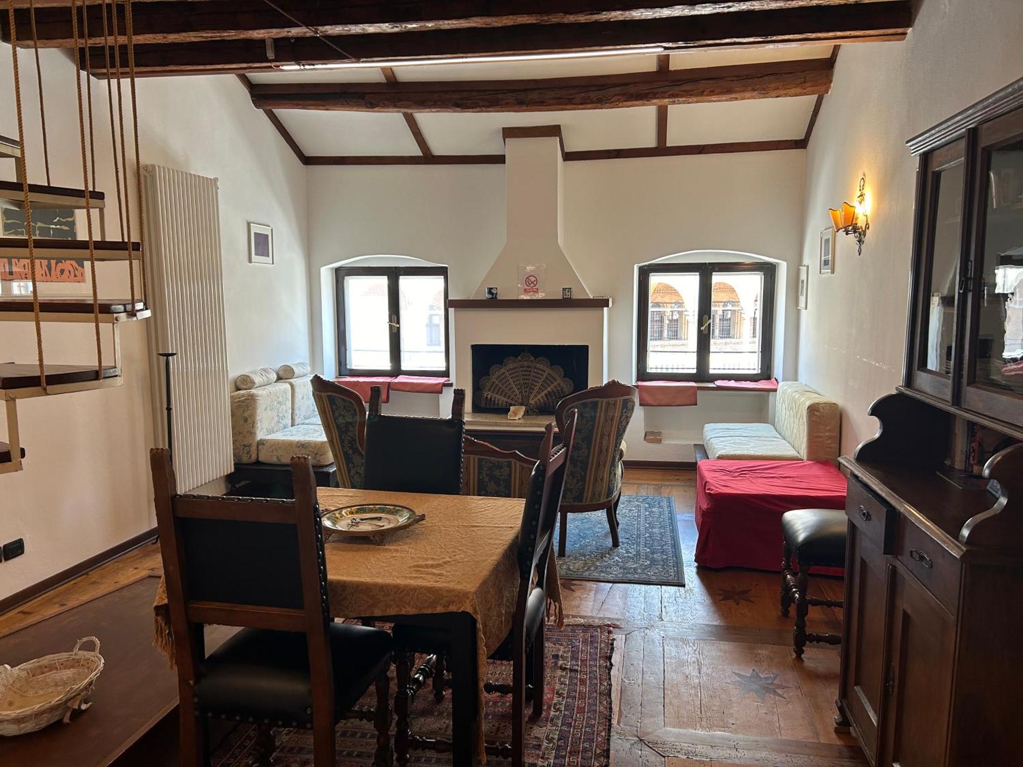 Delle Erbe Apartment